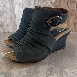 Earthies Bonaire Too Moroccan Blue Wedge Sandals